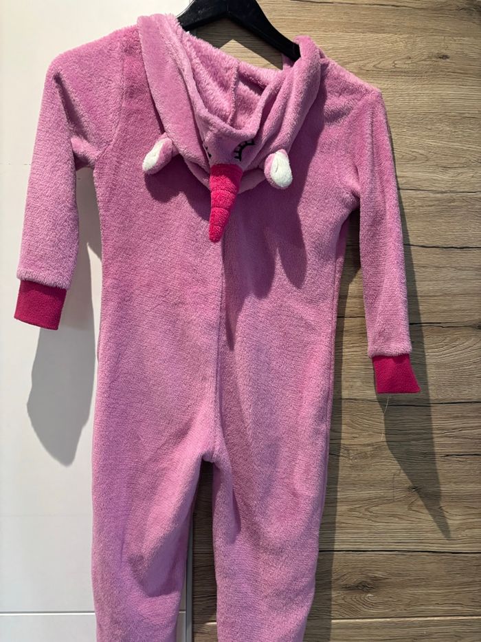 Pyjama une pièce - photo numéro 2