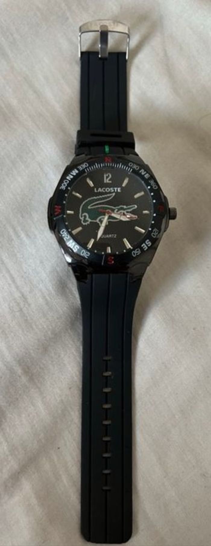 Montre Lacoste neuve jamais portée
