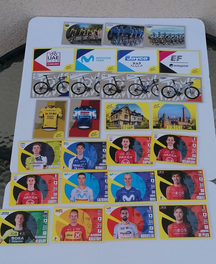 Lot 28 sticker Panini Tour de France 2024.
