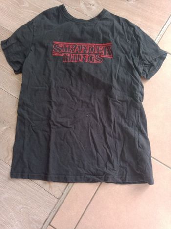 T-shirt stranger things