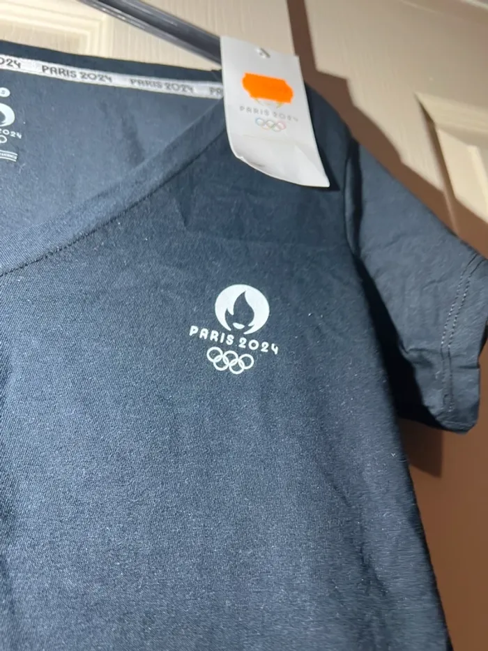 T-shirt Paris 2024 - photo numéro 2