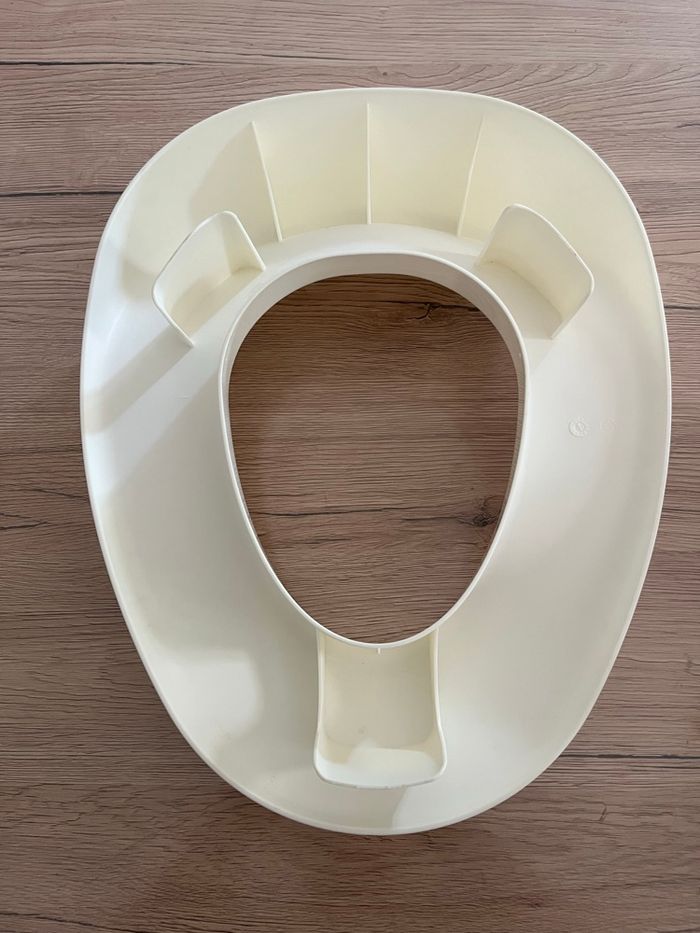 Réducteur de toilette - photo numéro 2