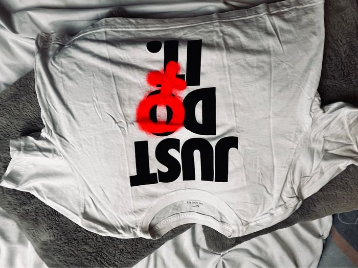 TEE shirt Nike - photo numéro 2