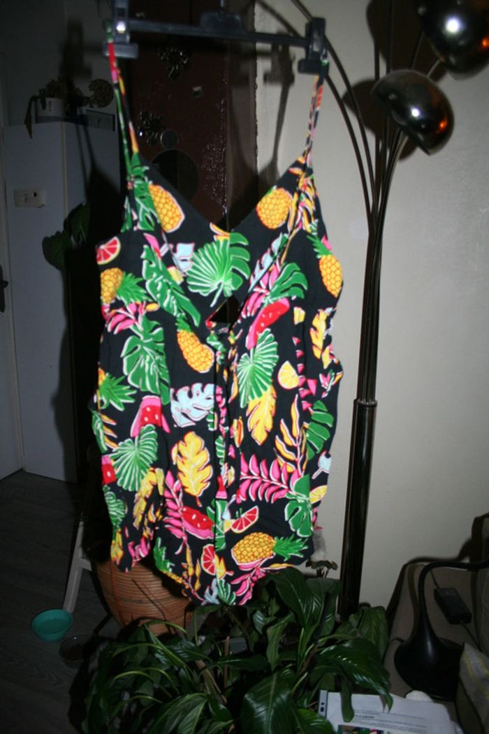 🌸combi short  sexy fleuri tropicale dos nu Taille 40 "Undiz " 🌸 - photo numéro 3