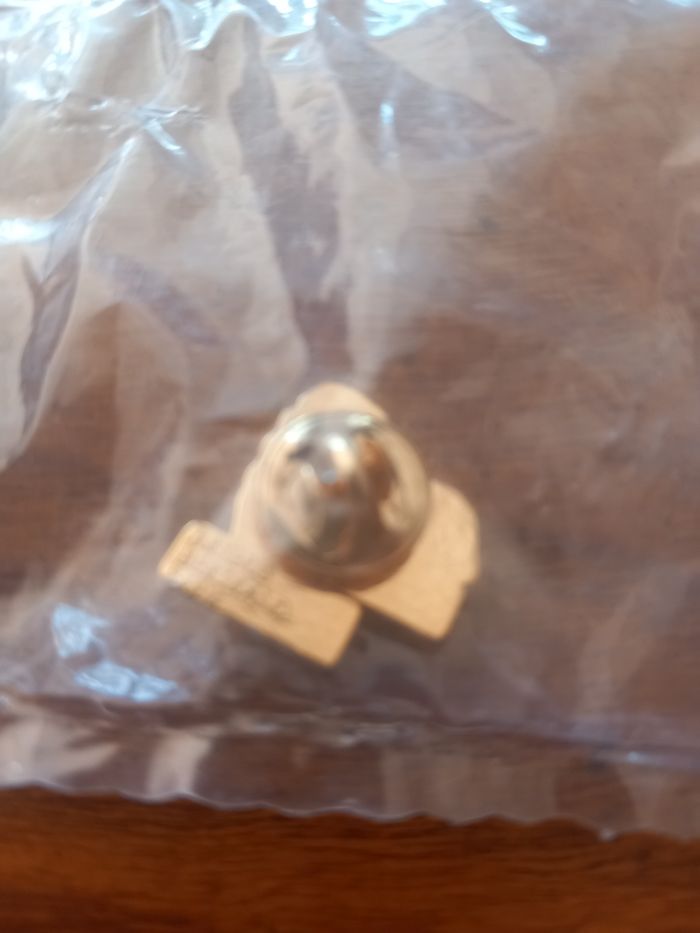 Pin's Taurus - photo numéro 3