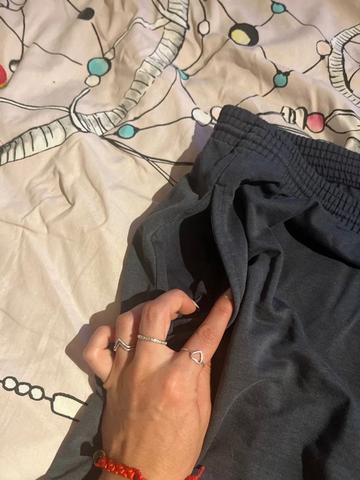 Short gris - photo numéro 5
