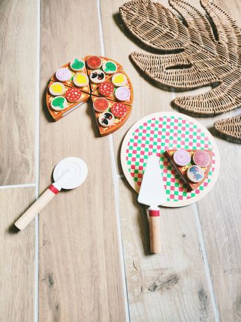 🍕Dinette pizza avec rondelles aliments à scratch en bois sur plateau et accessoires