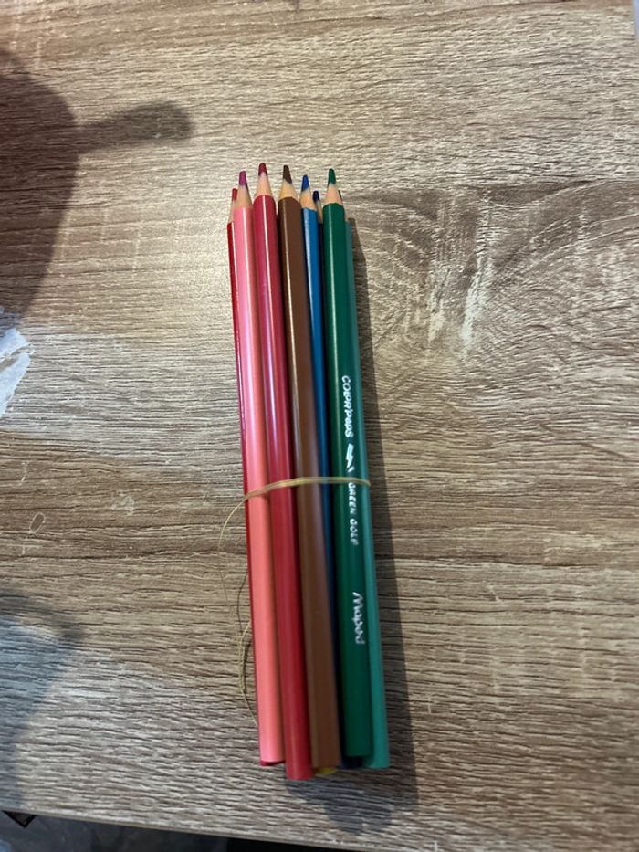 18 crayon de couleurs maped