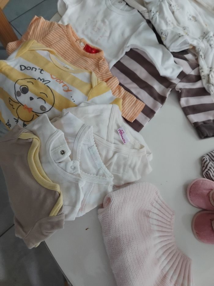 Lot vêtements bébé fille 1 mois - photo numéro 9