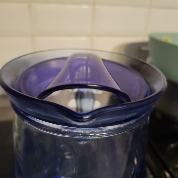 Pichet avec son bouchon - photo numéro 3