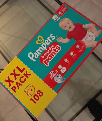 1 carton de couches Pampers pants taille 2