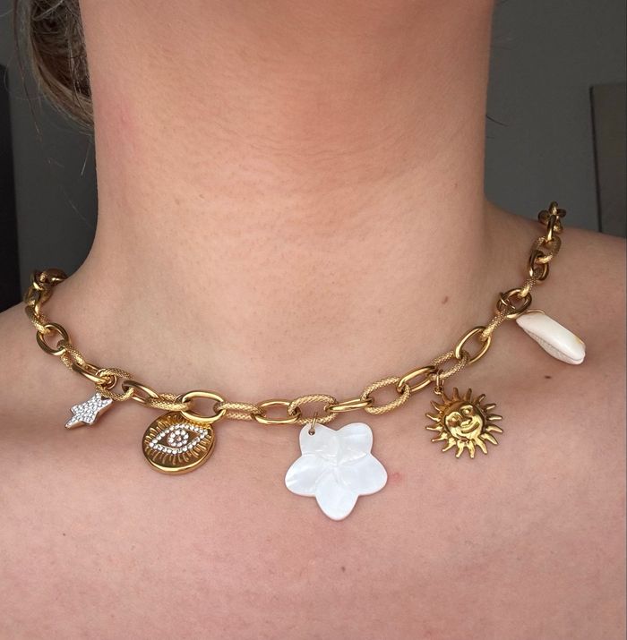 Collier charms doré