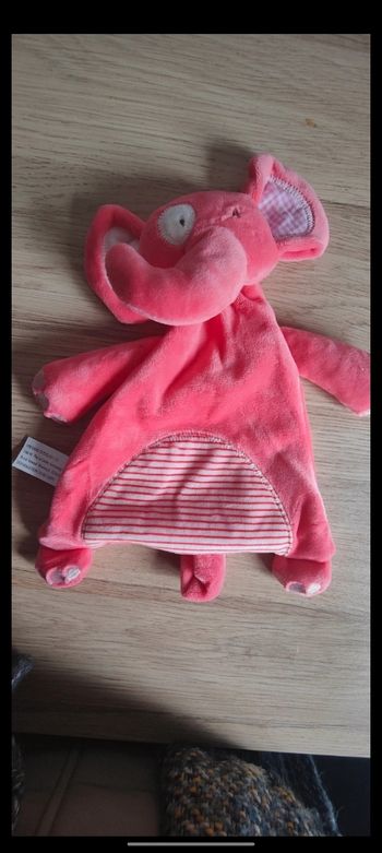 Doudou Éléphant rose petter patter
