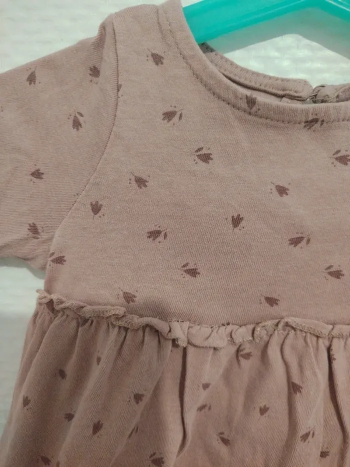 Robe  taille 3 mois - photo numéro 2