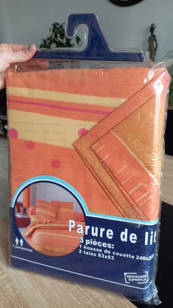Parure de lit 2 personnes  Neuf