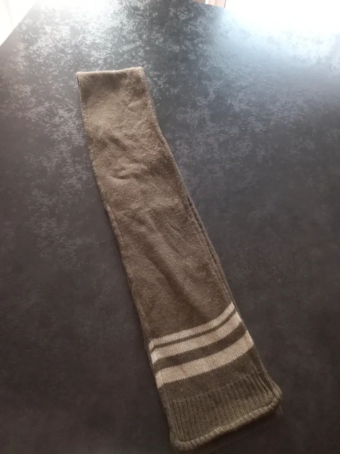 Écharpe kaki taille unique
