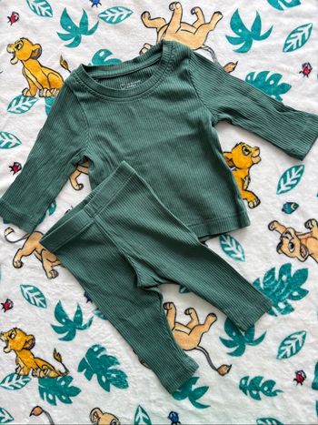 Ensemble vert côtelé