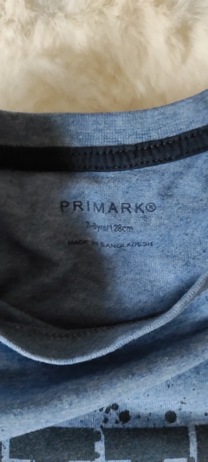 🐼T-shirt manches longues Primark 128 cm tres bon état 🐼 - photo numéro 3