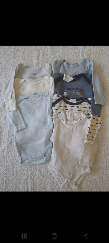 Lot bodies manches longues 3M