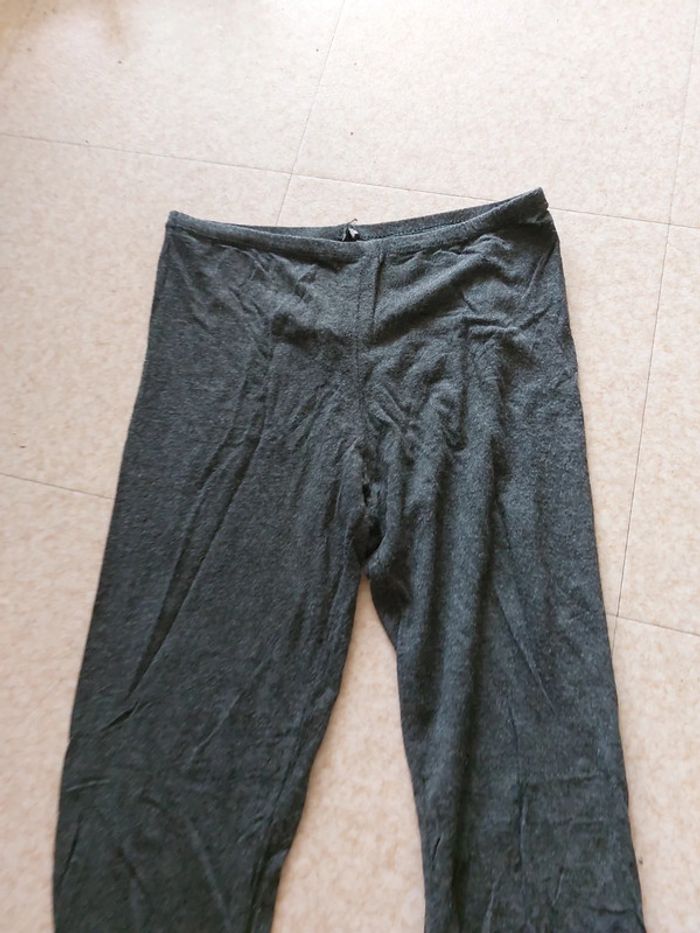 Legging court très bon état - photo numéro 2