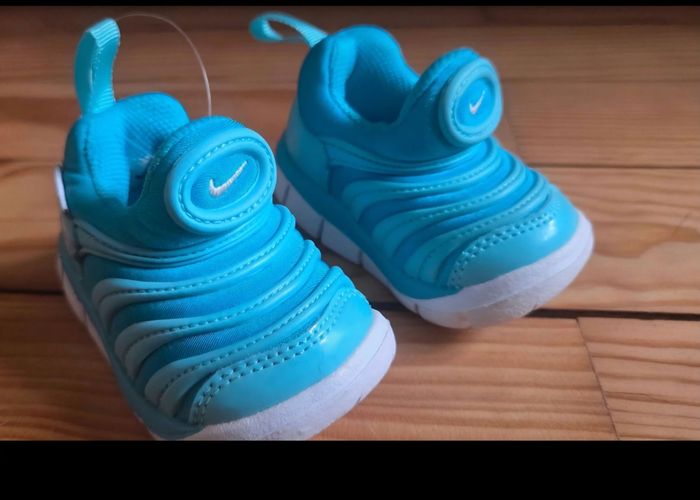 Chaussures Nike bleue - photo numéro 2