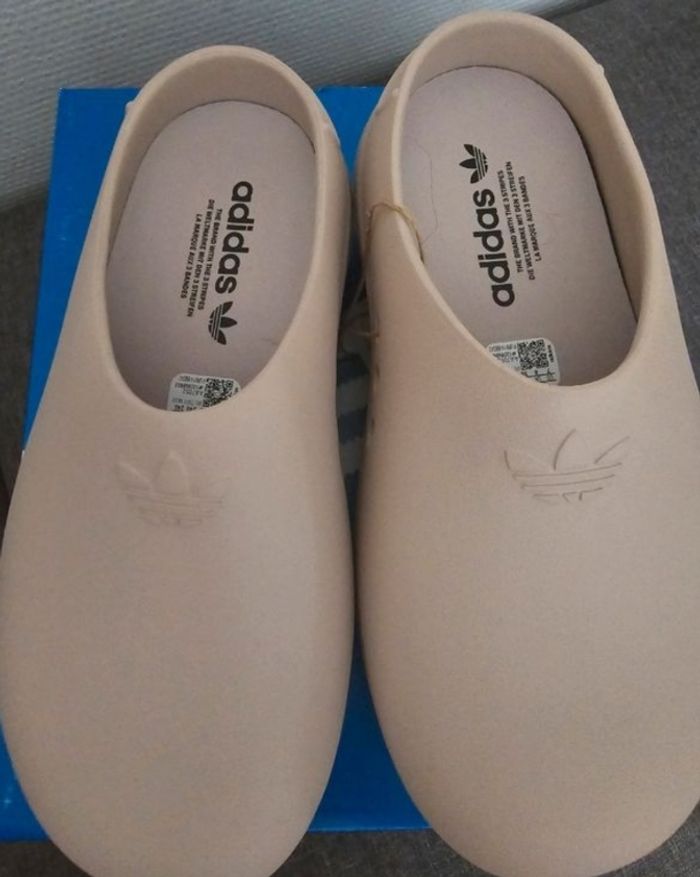 Adidas sabot taille 39 - photo numéro 2