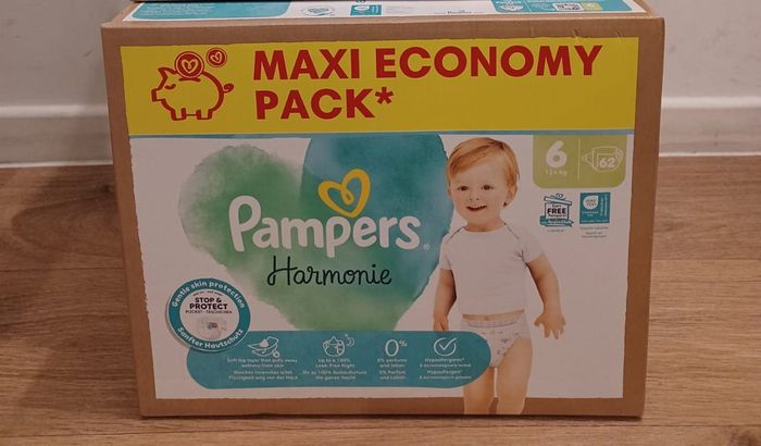 1 carton Pampers harmonie MaxiEcoPack Taille 6 - carton de 62 couches