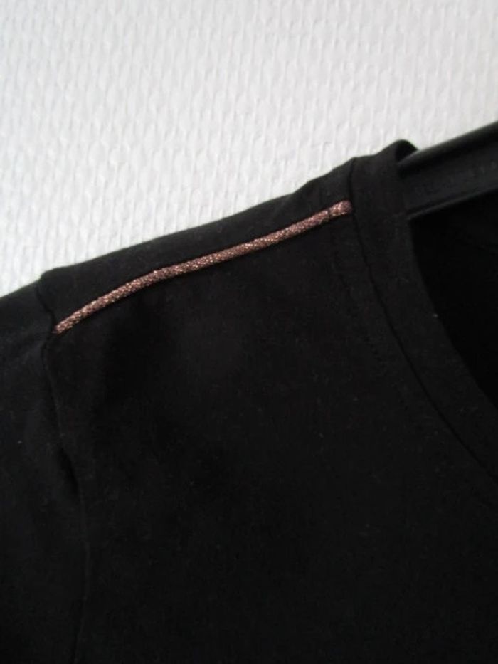 T-shirt noir rock IKKS 12 ans TBE - photo numéro 4