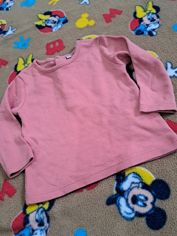 T-shirt manches longues bébé 6mois - photo numéro 2