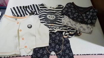 Très bel ensemble 1 mois