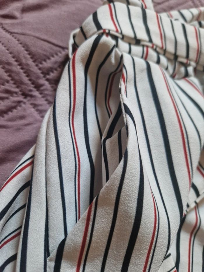 Pantalon large blanc avec des rayures rouge et marine - photo numéro 3