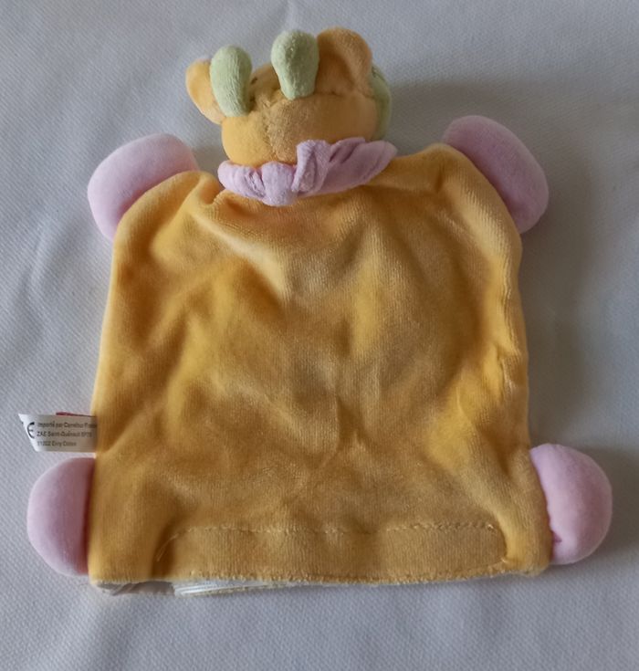 Doudou plat marionnette Girafe jaune, rose et vert - Tex - photo numéro 3