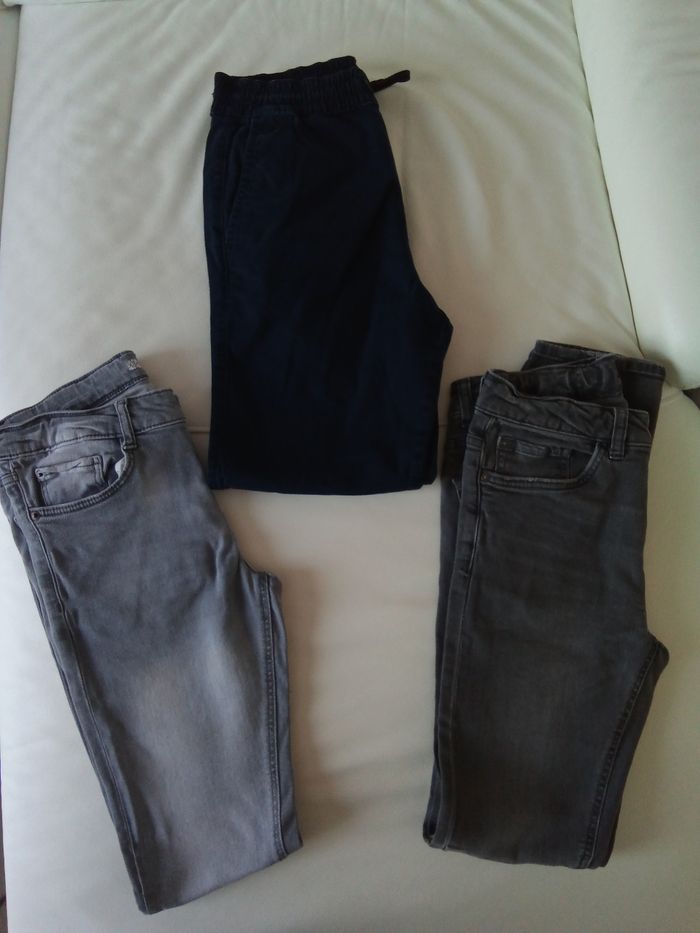Lot de 3 pantalon garçon excellent état