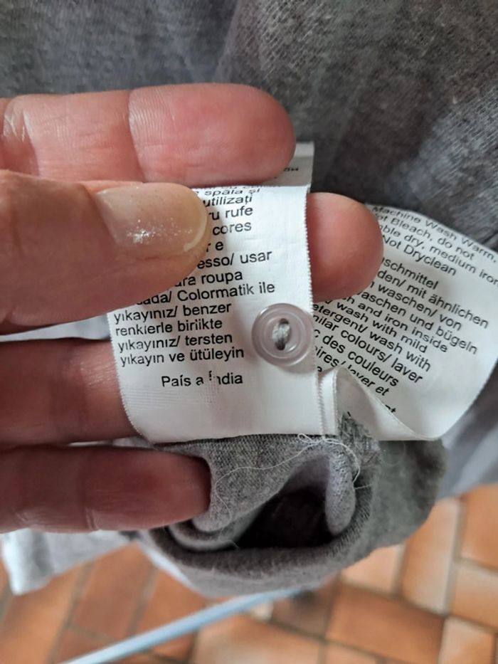 Joli tee-shirt manches longues à capuche, gris, détails boutons et petit nœud devant - T.40 - photo numéro 6