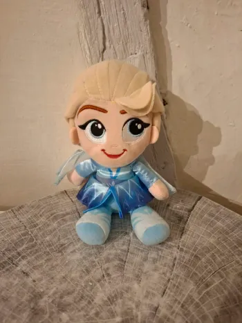 Peluche Elsa La Reine des neiges