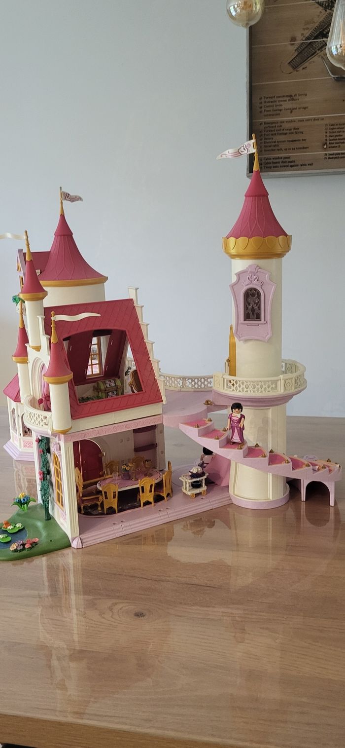 Playmobil château de princesse + accessoires - photo numéro 2
