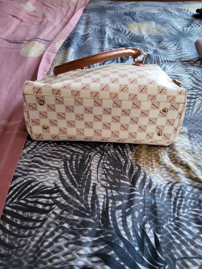 Sac à main +bandoulière neuf - photo numéro 3