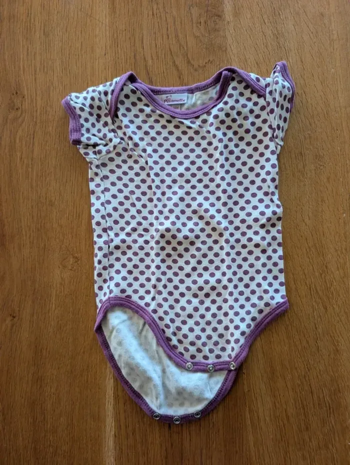 Lot 5 body 18 mois - photo numéro 4
