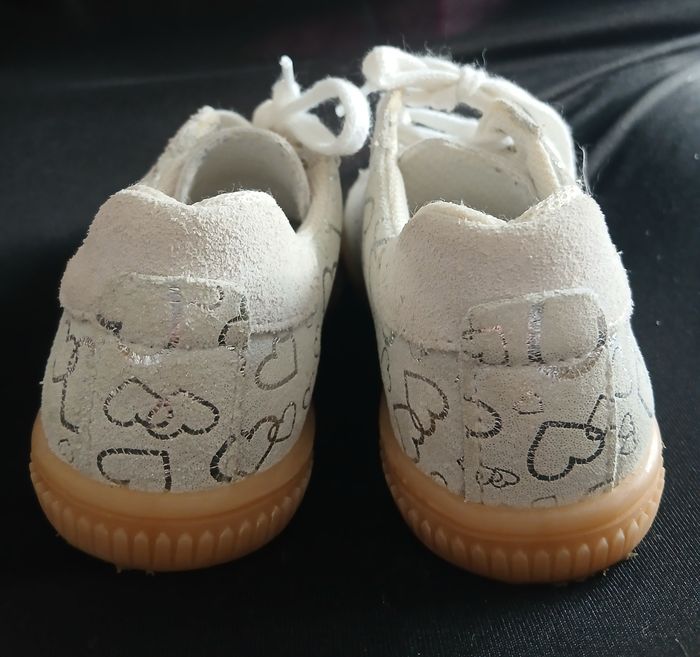 Jolies chaussures pointure 25 - photo numéro 4