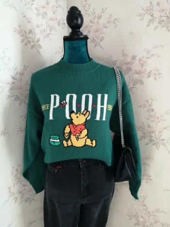 Pull en maille vert sapin imprimé winny l'ourson / disney x jennyfer / ( XS)