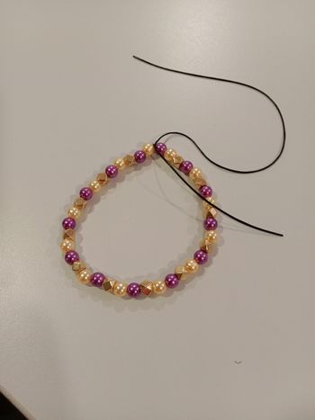 Bracelet de téléphone nacré et violet