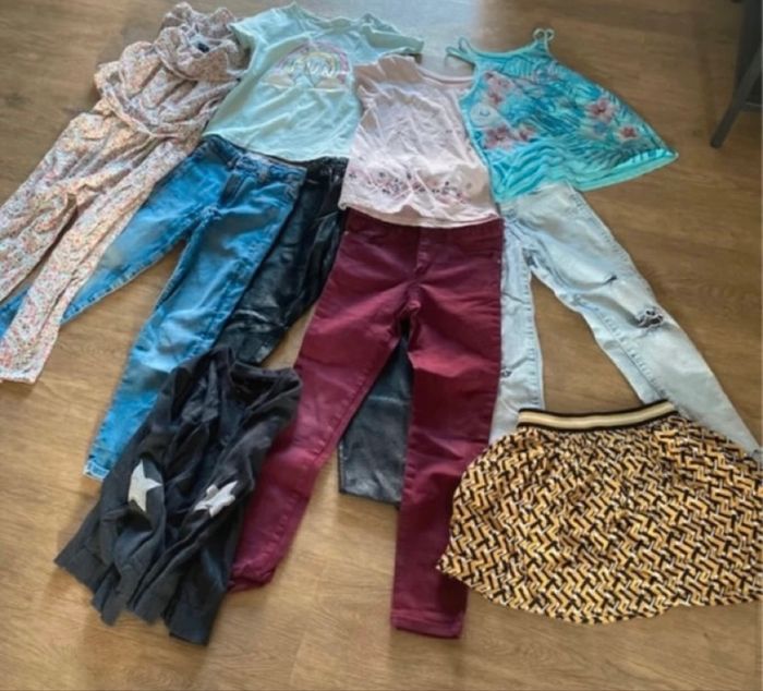 Lot vêtements fille