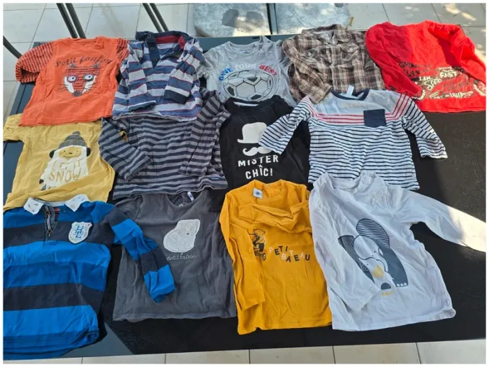 Lot 32 vêtements garçon 24 mois - 2 ans - photo numéro 4
