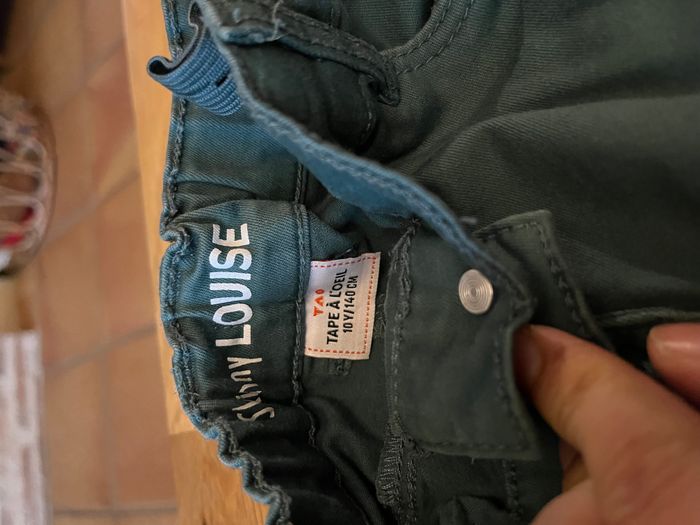 Lot de 2 jeans Skinny Louise vers et gris taille 10 ans tape a l’œil tbe - photo numéro 3