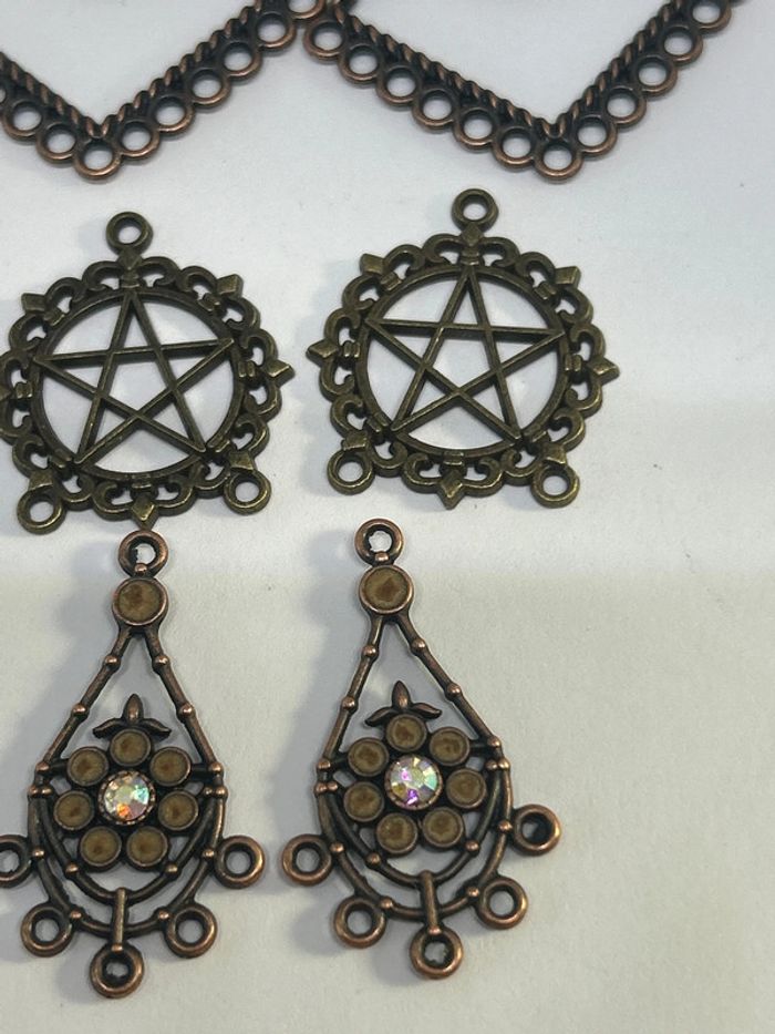 C384, lot de 6 breloques intermédiaires couleur bronze - photo numéro 3