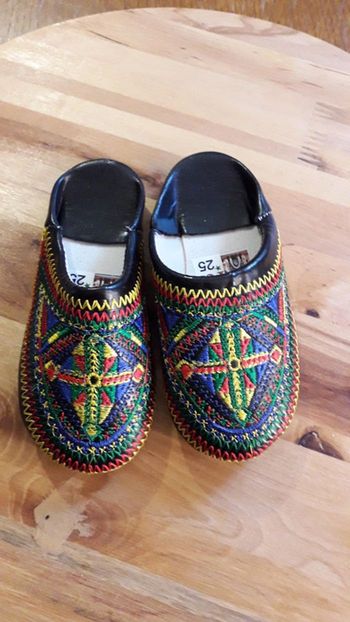 Babouches brodées - Artisanat marocain