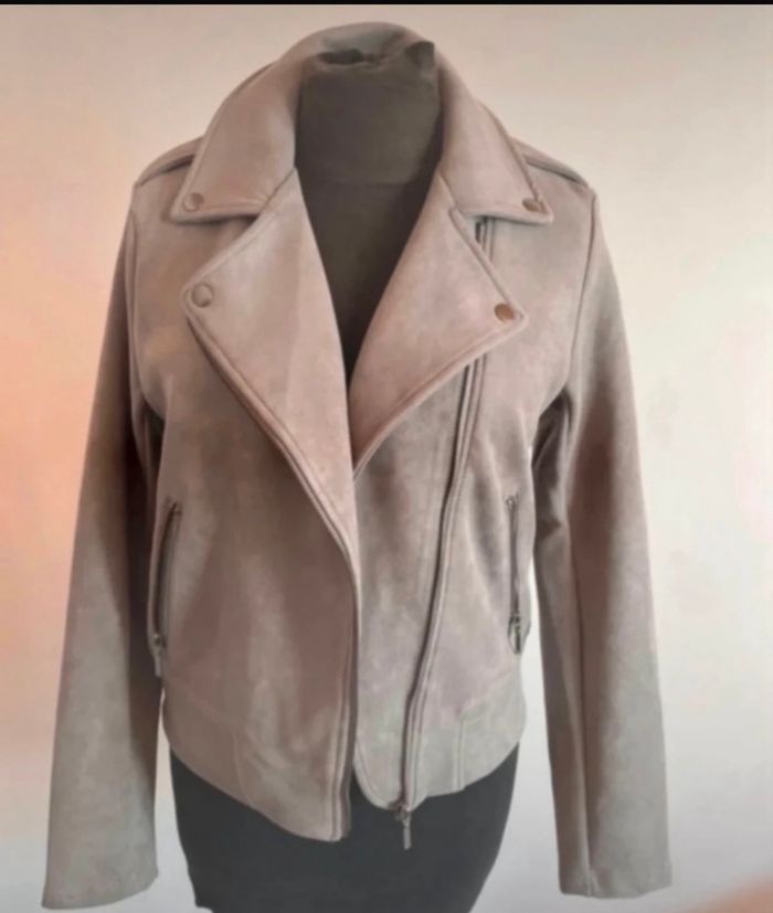 Veste en daim gris clair taille M de chez La Halle en bon état - photo numéro 5