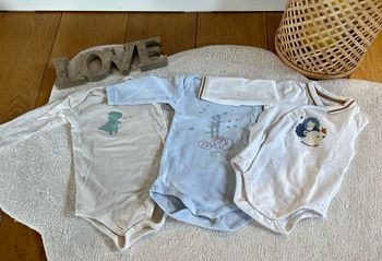 Lot bodies garçon 3 mois