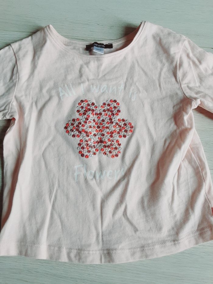 Vêtement fille tee-shirt manches longues rose fleur brillante Okaïdi 3 ans - photo numéro 2