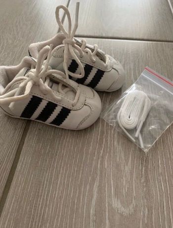 Basket bébé Adidas